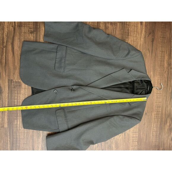 Burberry’s Pure Wool Gray Pinstripe Two-Button Blazer Sz 44R* - Picture 10 of 13